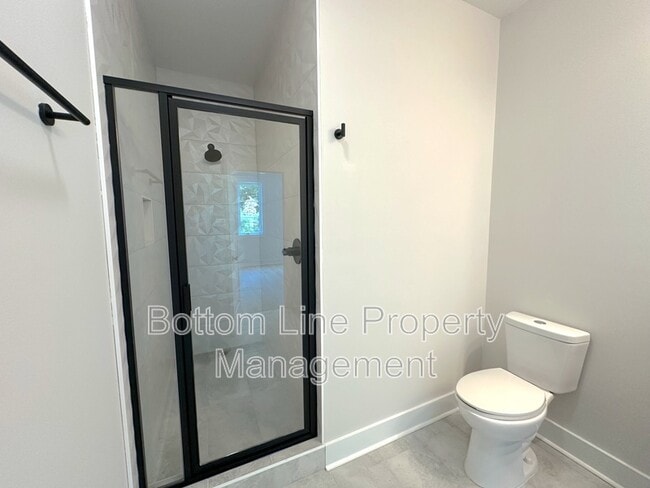 Building Photo - 1360 Briar Creek Rd