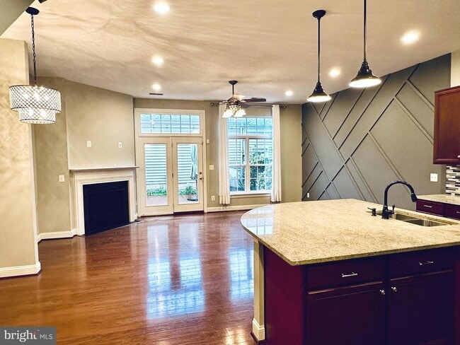 Building Photo - 9032 Ribbon Falls Loop