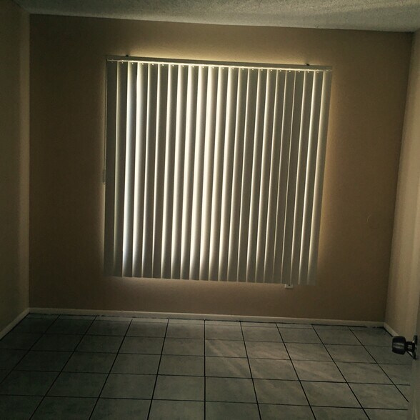 Building Photo - 1943 Padilla Dr