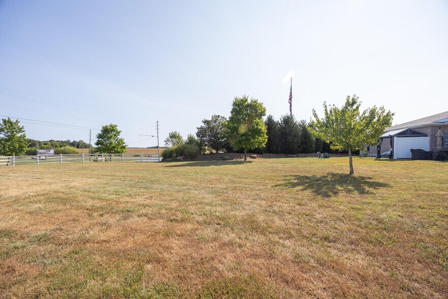 Building Photo - 4463 Downey St