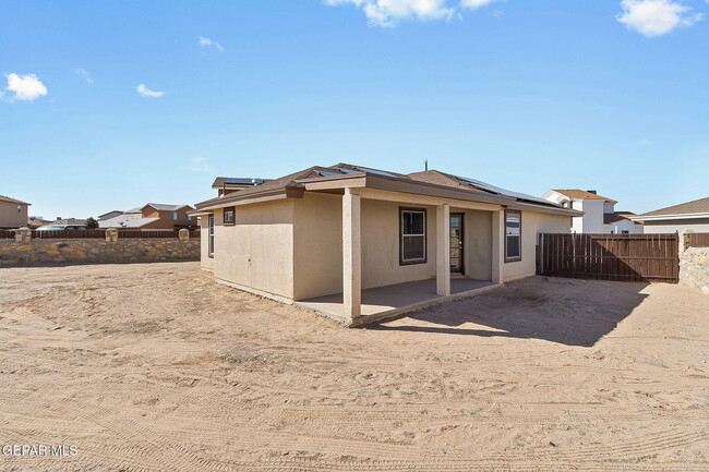 Building Photo - 12948 Hueco Cave Dr