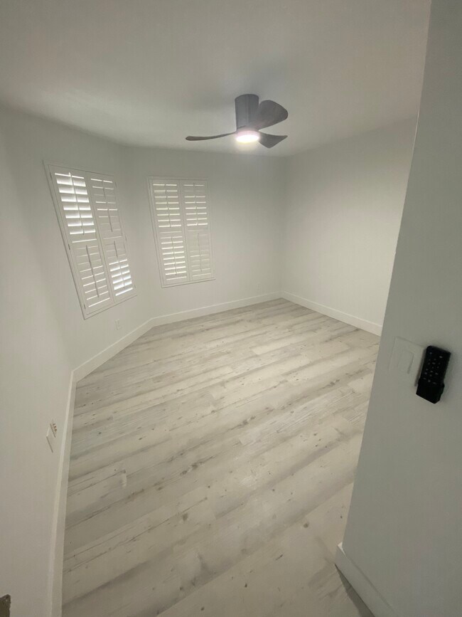 Building Photo - 9653 S 44th St