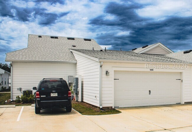 Building Photo - 1314 Good Life Wy