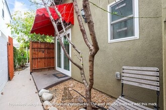 Building Photo - 614 13th St