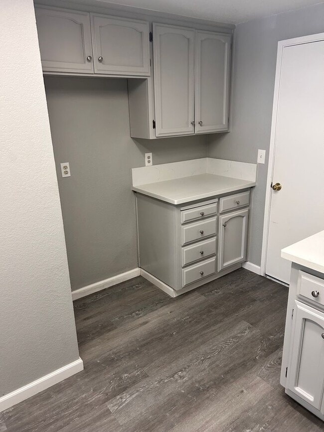 Building Photo - 3 Bedroom/3 Bath Tiffany Estates Ripon Ca