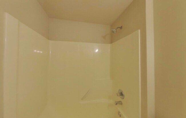 Building Photo - Beautiful Home Ready For Rent!