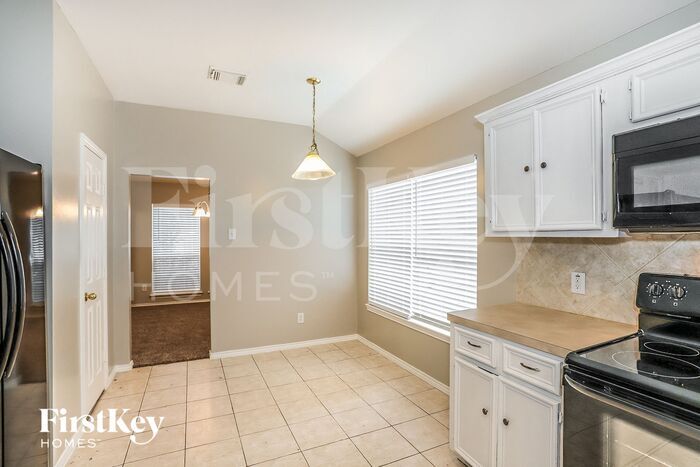Building Photo - 26849 Mystic Castle Ln