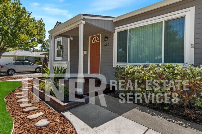 Building Photo - 650 Dittmar Way