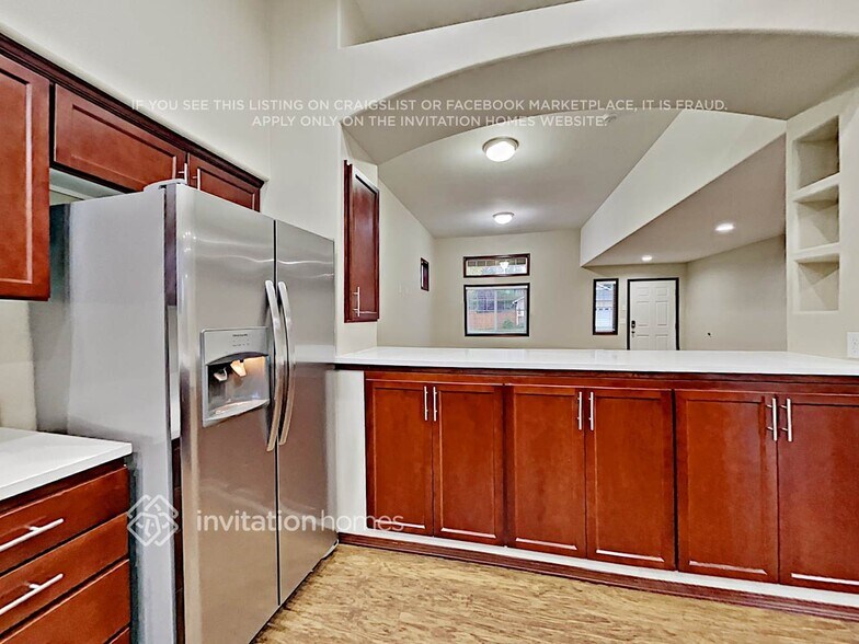 Building Photo - 17812 82nd Dr NE