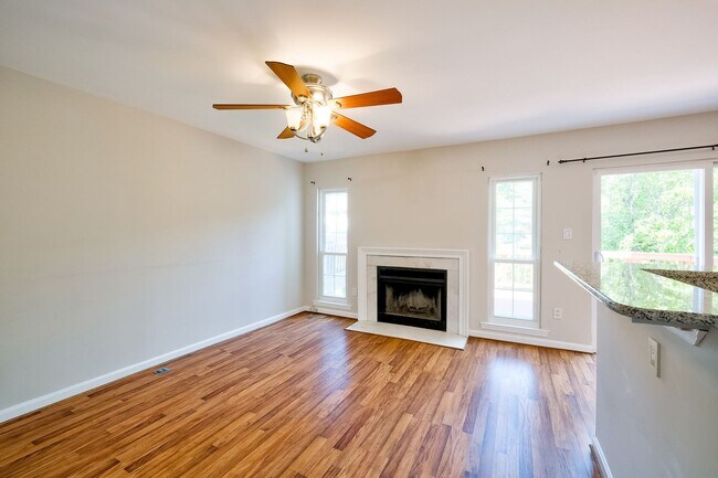 Building Photo - 16 Casino Ct