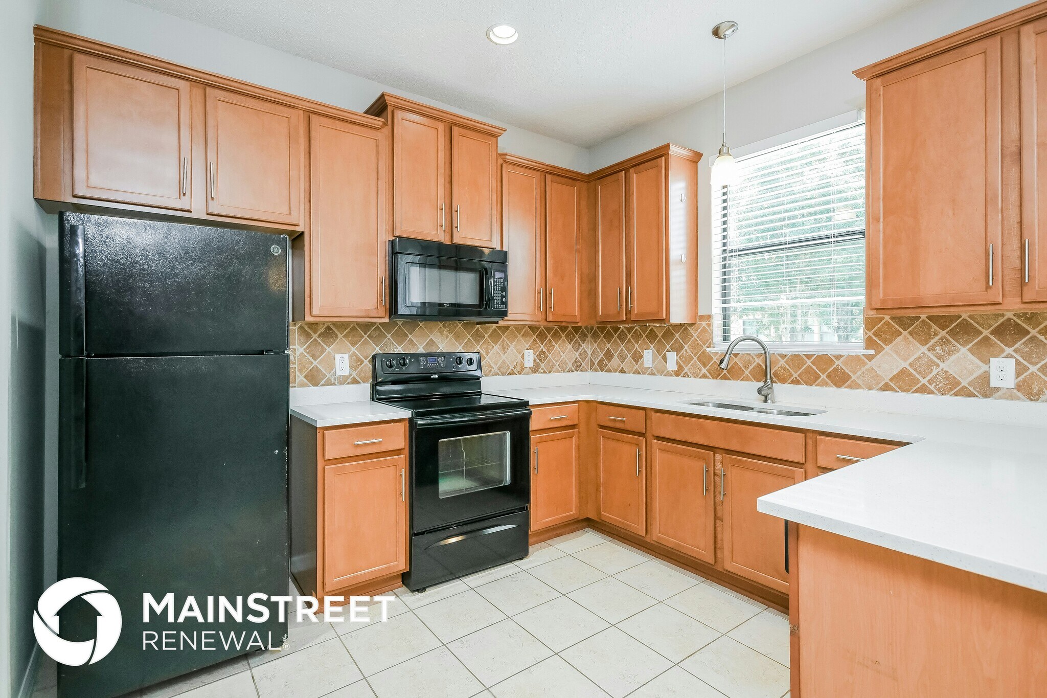 Building Photo - 4632 Doral Park Ave