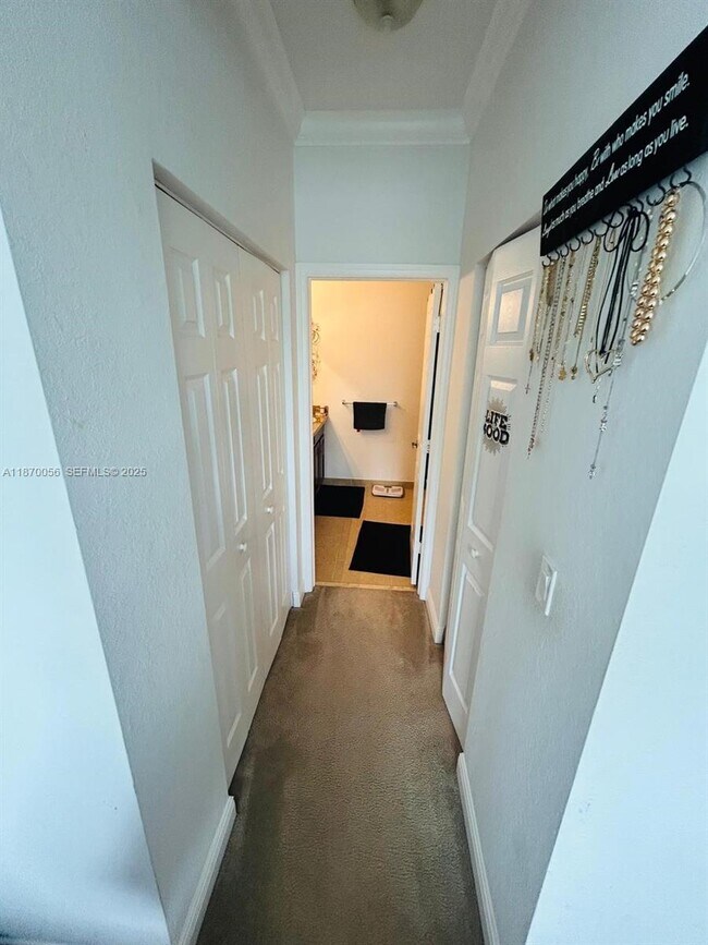 Building Photo - 819 SW 147th Ave