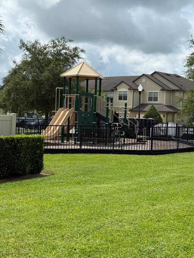 Building Photo - 3047 Alessa Loop