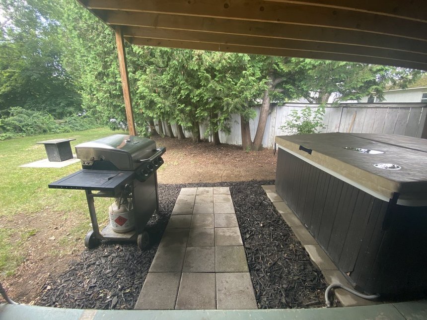 Building Photo - 4 Hathorn St