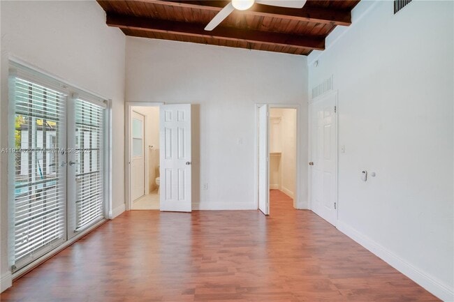 Building Photo - 10621 SW 111th St