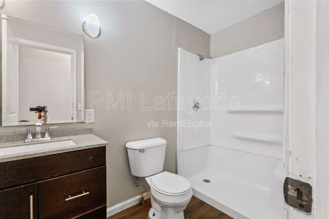 Building Photo - 60 Vicksburg Ln