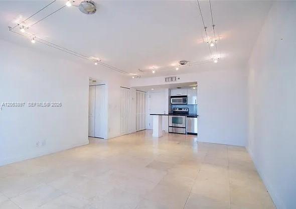 Building Photo - 770 Claughton Island Dr