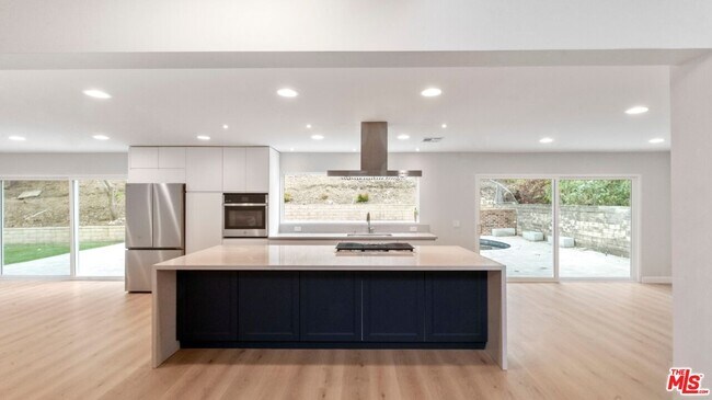 Building Photo - 22540 Margarita Dr