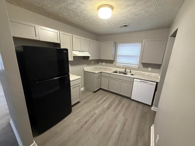 Building Photo - 724 Gatehouse Pl