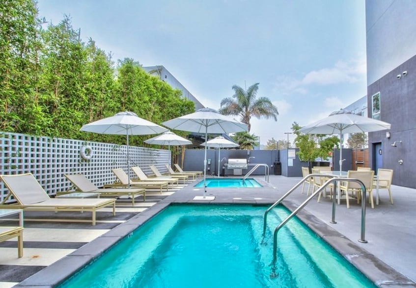 Building Photo - 4215 Glencoe Ave