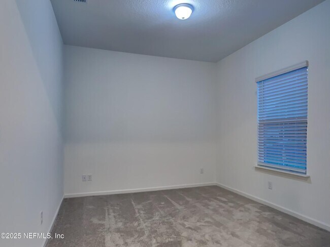 Building Photo - 9005 Latigo Ln