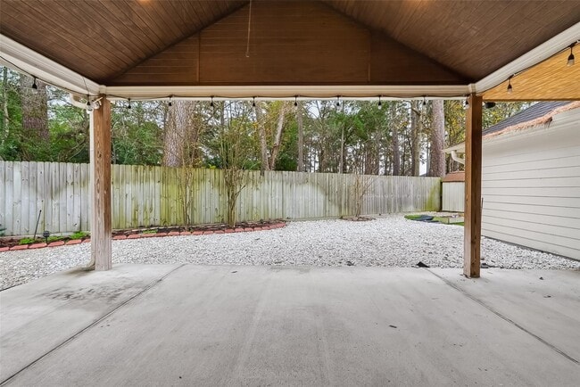 Building Photo - 5902 Capella Park Dr