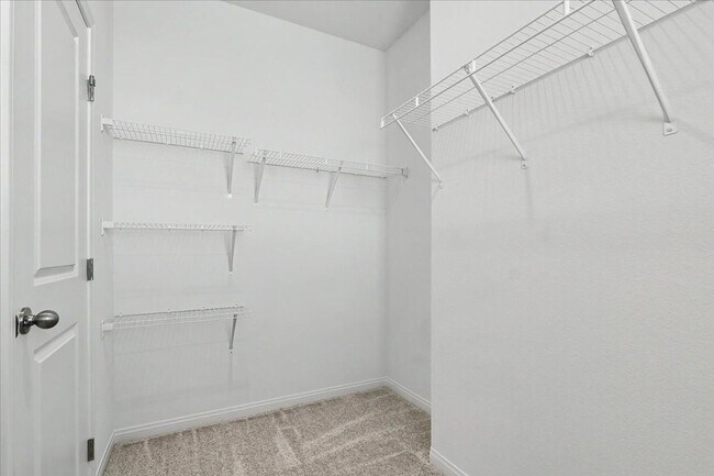 Building Photo - 72 Hornbeck Ln