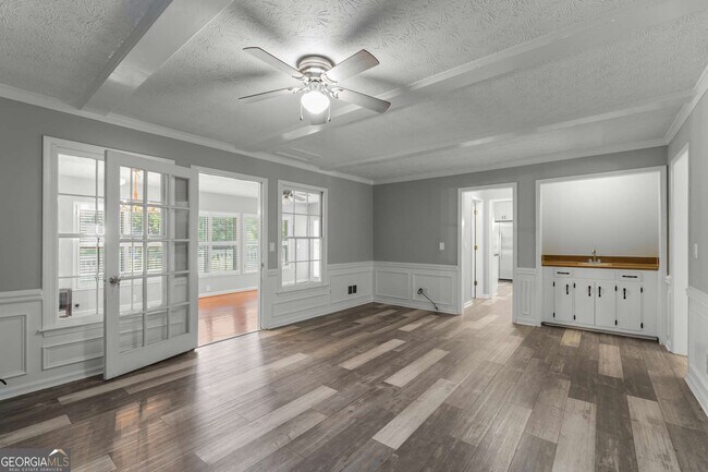 Building Photo - 1235 Green Turf Dr