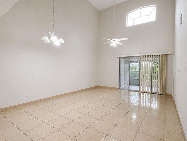 Building Photo - 14426 Island Cove Dr