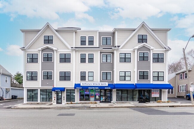 Building Photo - 245 Bussey St