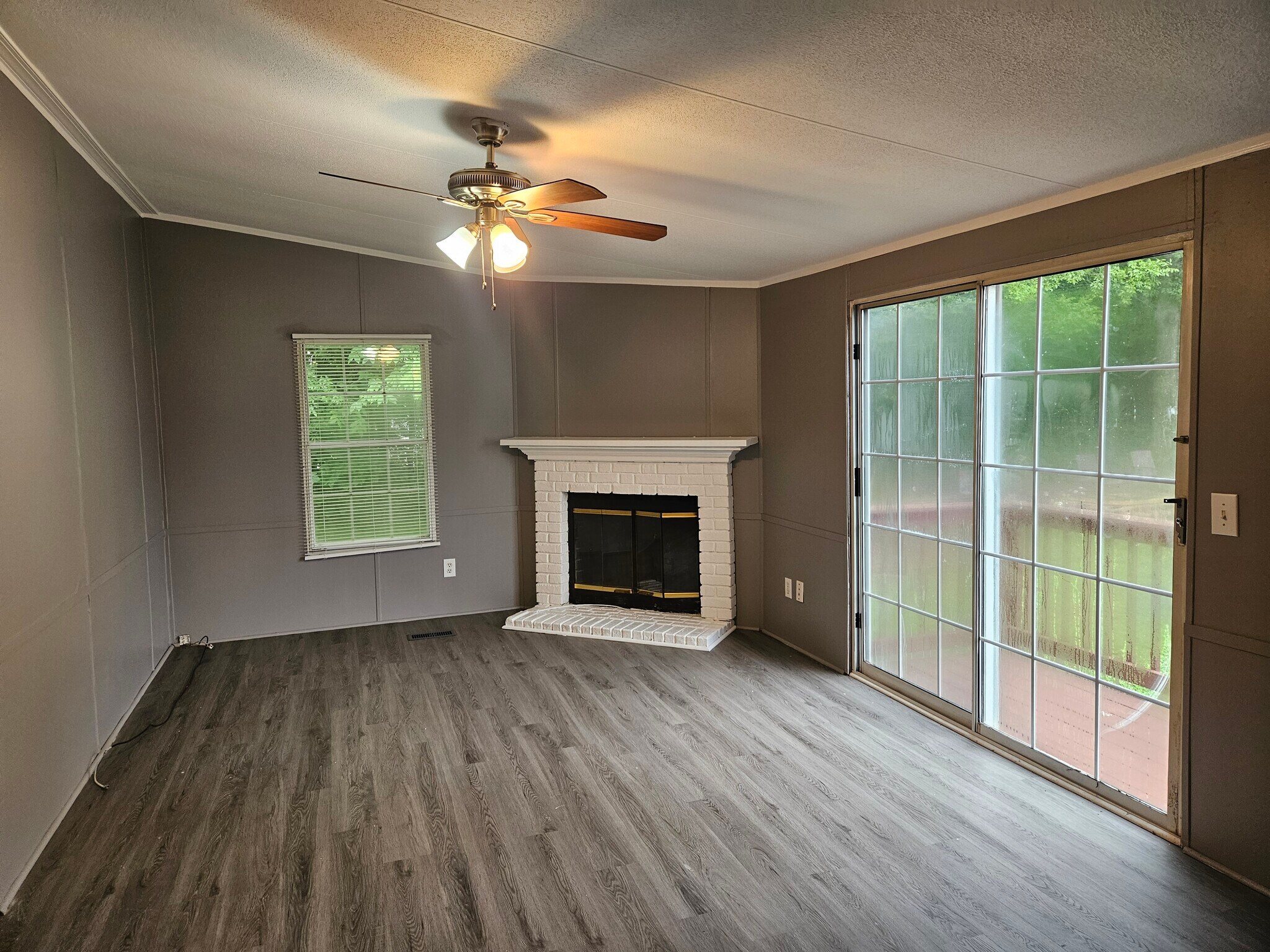 Building Photo - 166 Lynnwood Cir