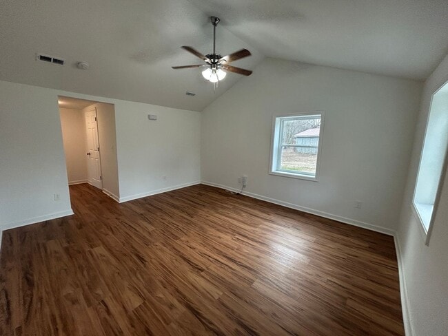 Building Photo - SPECIAL DEAL: $250 OFF FIRST MONTH'S RENT