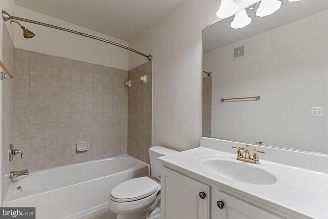 Building Photo - 7117 Mason Grove Ct