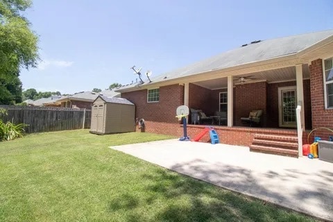 Building Photo - 241 Bainbridge Dr