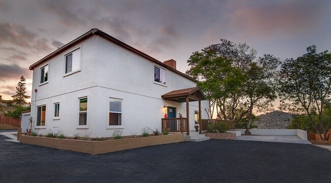 Building Photo - Barcelona Ridge Estates