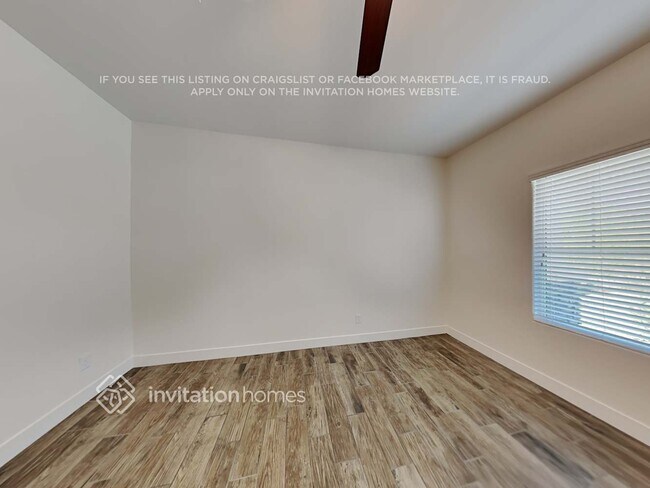 Building Photo - 2105 N 211th Dr