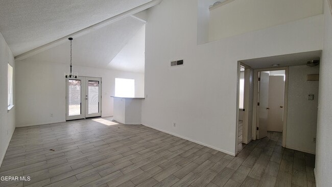 Building Photo - 11029 Wedge Ln