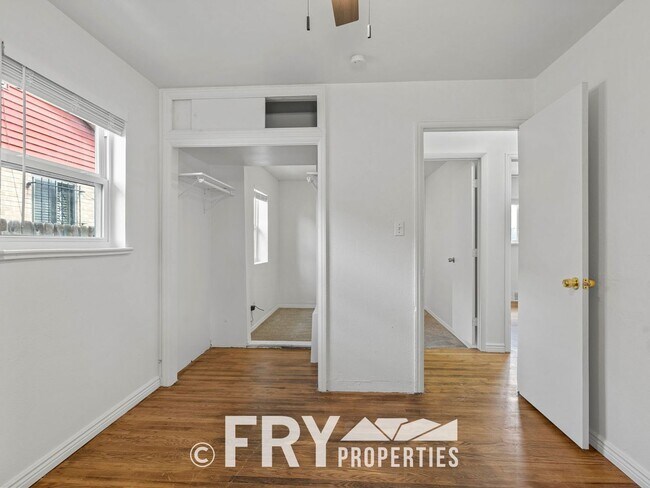 Building Photo - Updated Home near Downtown Denver