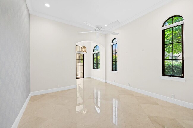 Building Photo - 7040 Long Leaf Dr