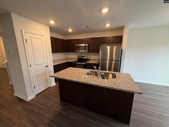 Building Photo - 275 Brando Wy