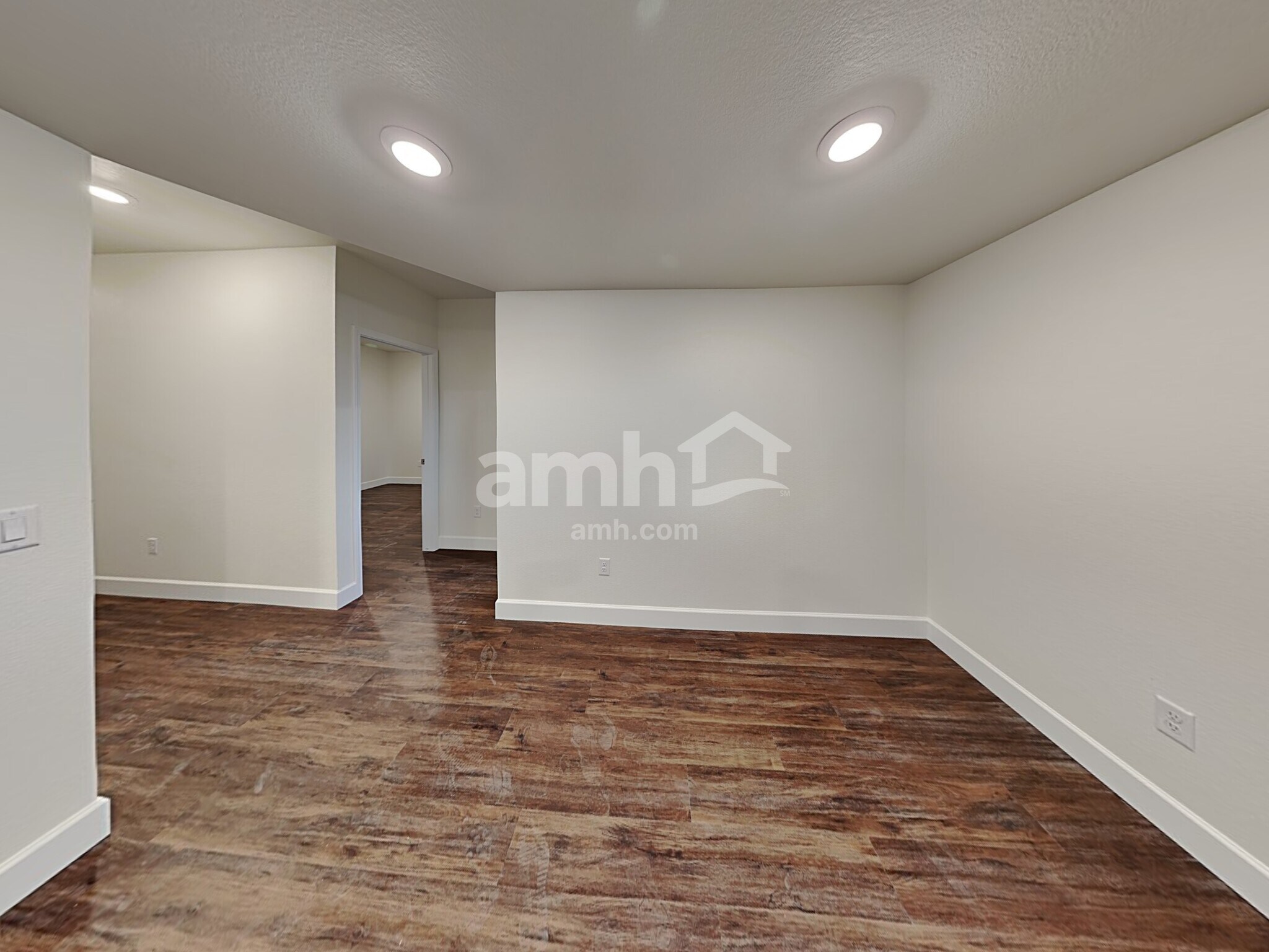 Building Photo - 15072 W 82nd Pl