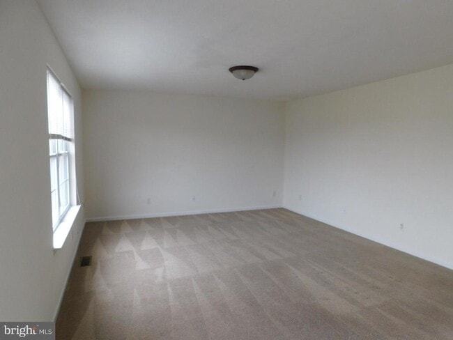 Building Photo - 131 Lighthouse Ln