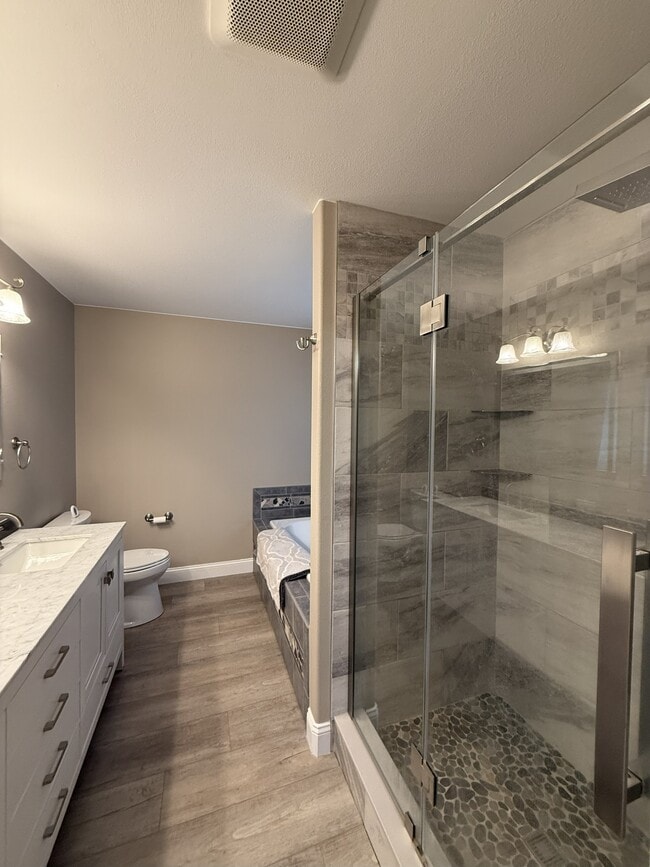 Building Photo - 6160 S Clearview Loop