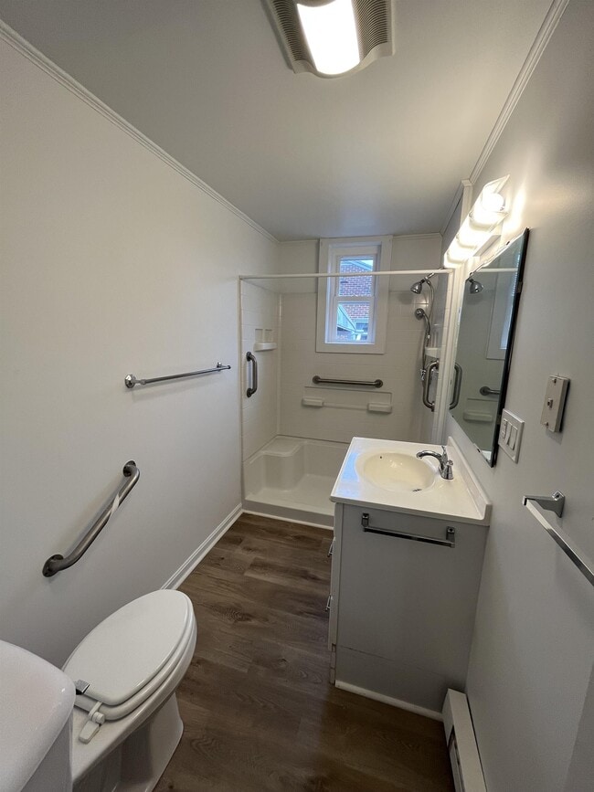 Building Photo - 2235 Middle St