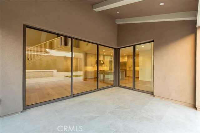 Building Photo - 114 Limone