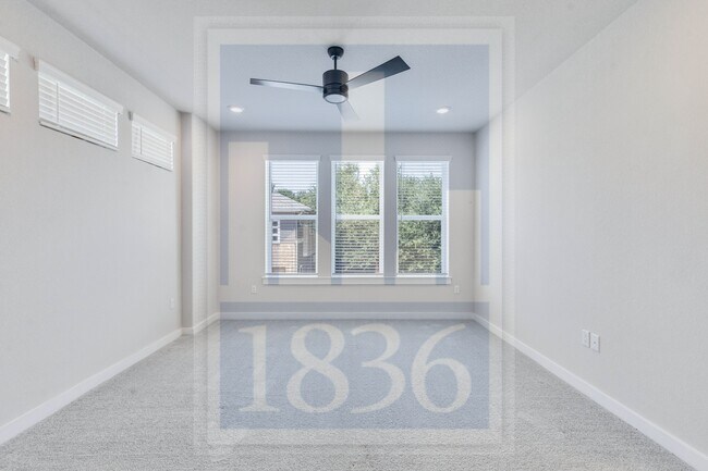Building Photo - 13621 Defiance Pass