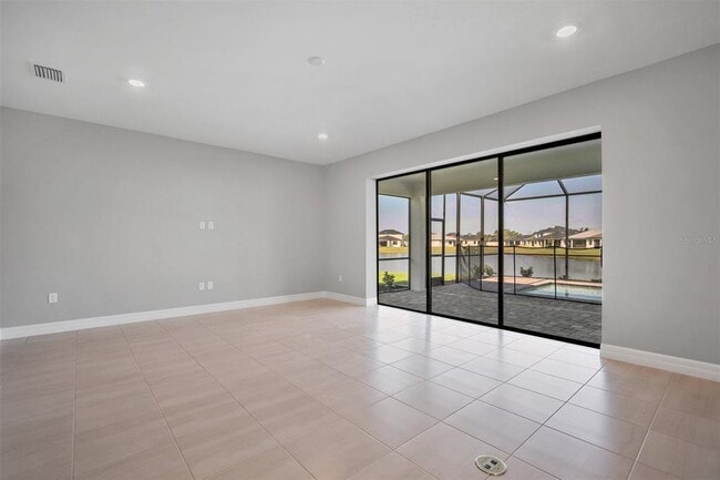 Building Photo - 2561 Buckthorn Lp