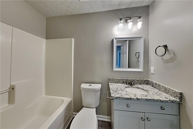 Building Photo - 112 Silver Fox Trail