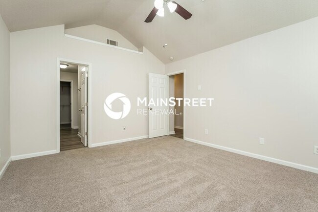 Building Photo - 3 Bedroom Pet-Friendly Home in Lithonia, GA with Main Street Renewal