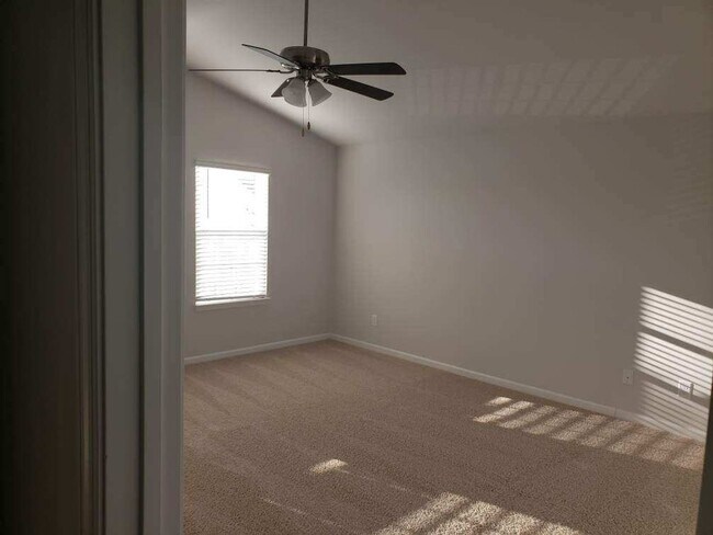 Building Photo - 2 story home in Lake Tyler